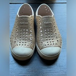 Kids Gold Sparkle Natives